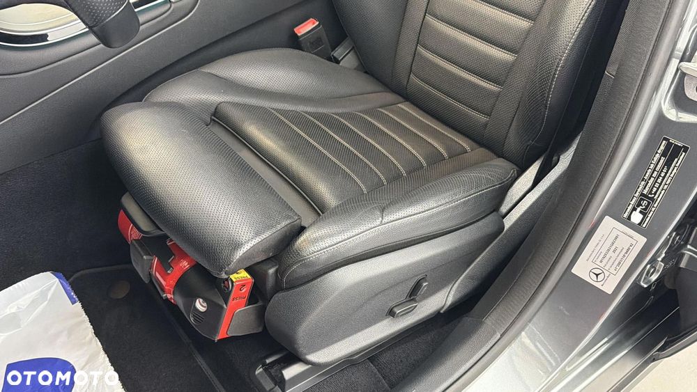 Mercedes-Benz GLC 300 e 4-Matic - 13