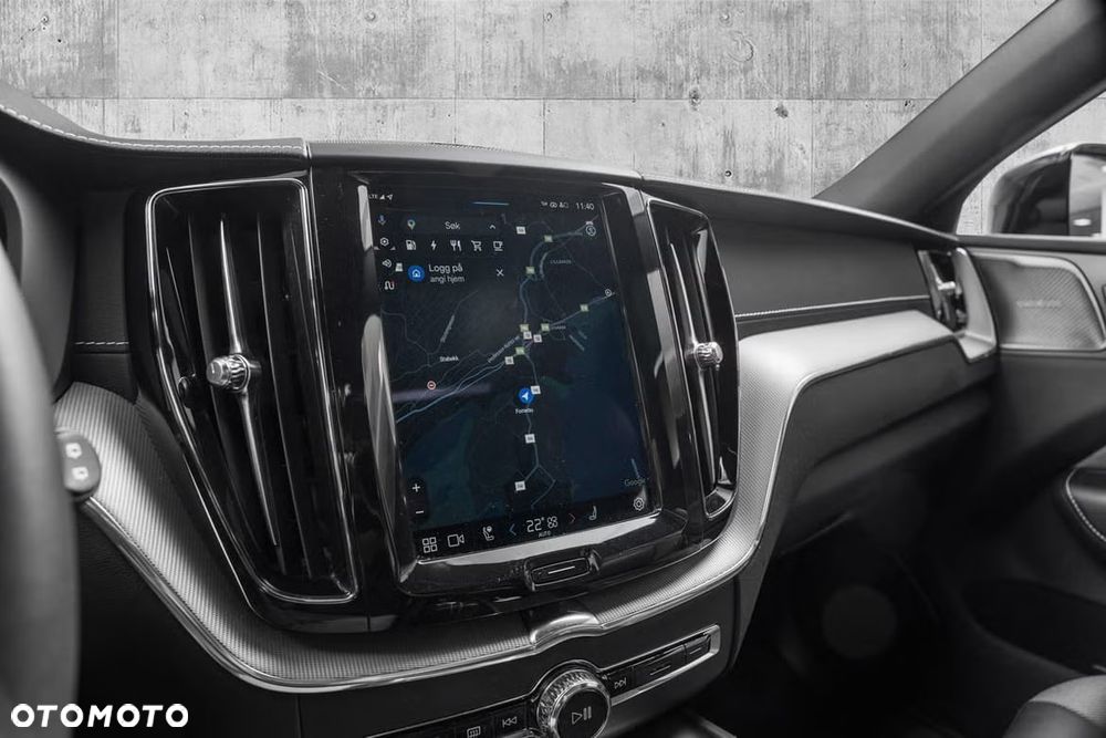 Volvo XC 60 T8 Plug-In Hybrid AWD R-Design - 27