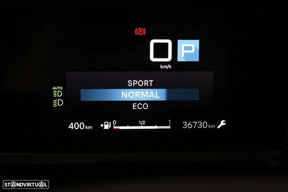 Citroën C4 X 1.2 PureTech Max EAT8 - 26