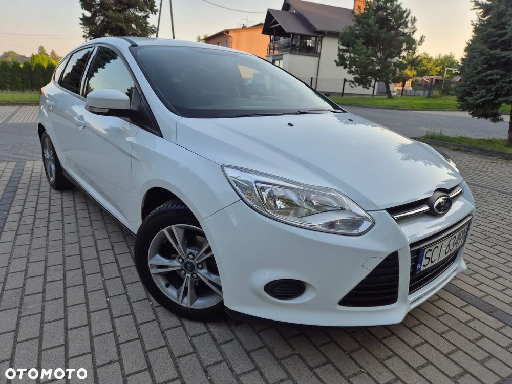 Ford Focus 1.0 EcoBoost Start-Stopp-System Ambiente - 11