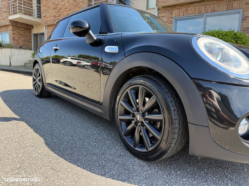 MINI 3 Portas Cooper S Aut. - 3