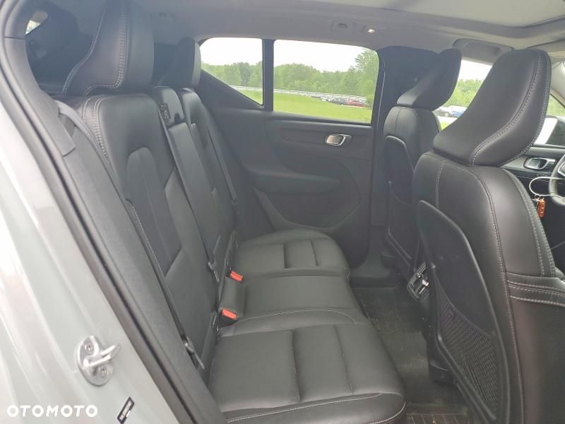 Volvo XC 40 B5 AWD Ultimate Bright - 10