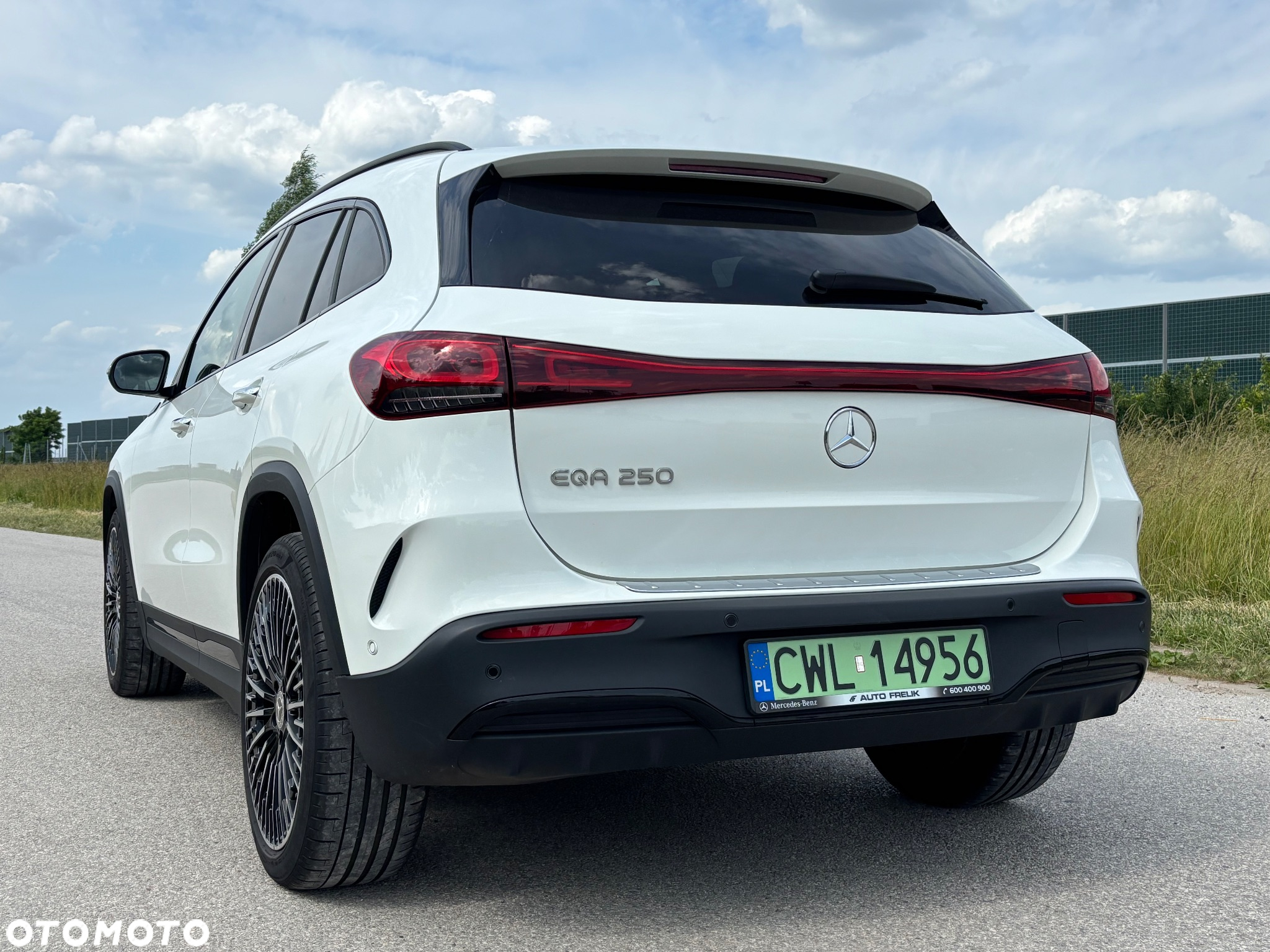 Mercedes-Benz EQA - 6