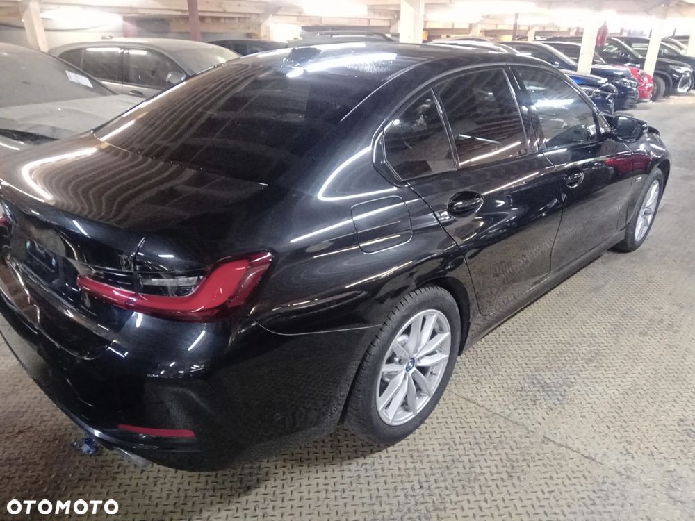 BMW Seria 3 320e Luxury Line sport - 8