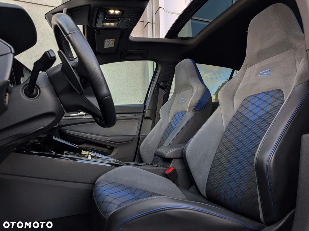 Volkswagen Golf 2.0 TSI 4Motion R DSG - 10