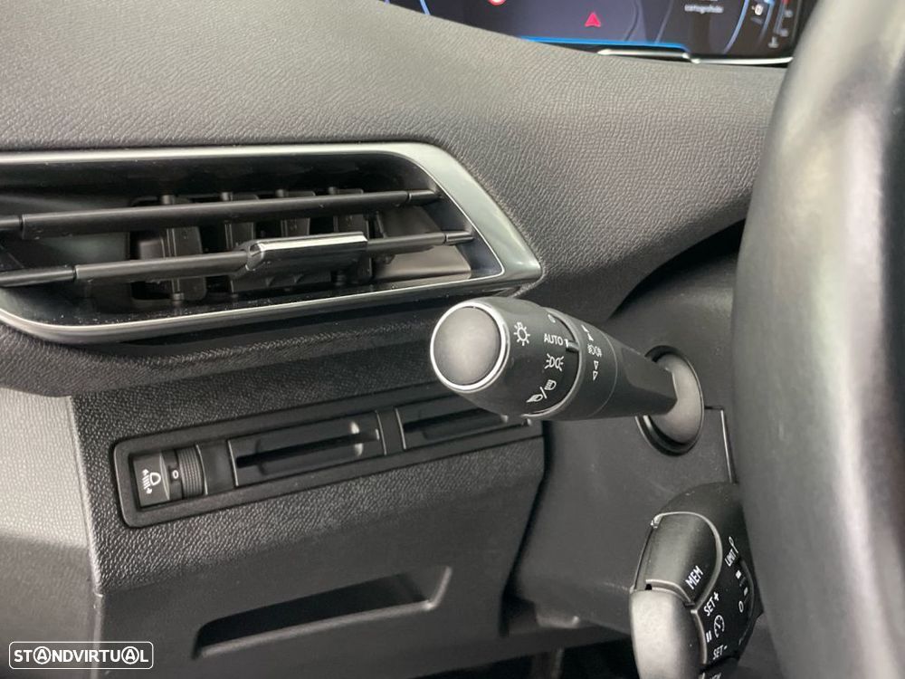 Peugeot 3008 1.5 BlueHDi Allure - 16