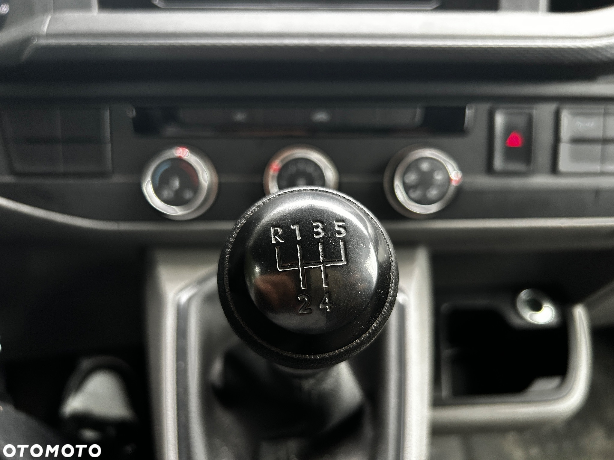 Volkswagen Transporter - 15