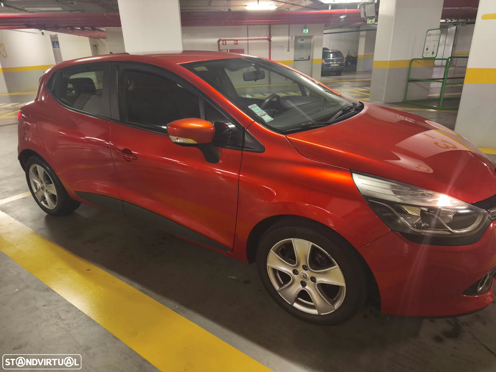 Renault Clio 1.5 dCi Dynamique S - 14