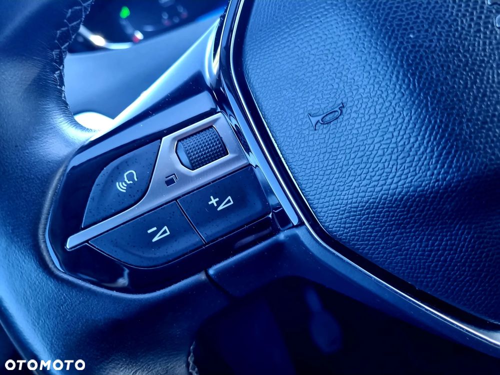 Peugeot 3008 1.5 BlueHDi Allure S&S - 18