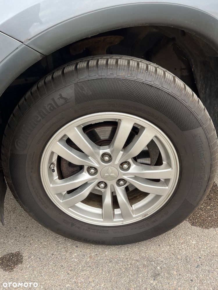 Mitsubishi Outlander 2.2 DI-D 4WD Automatik Diamant Edition - 29