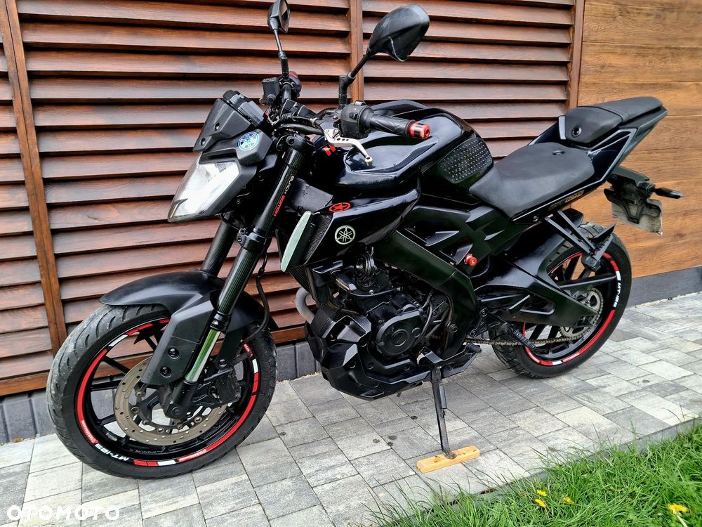 Yamaha MT - 4