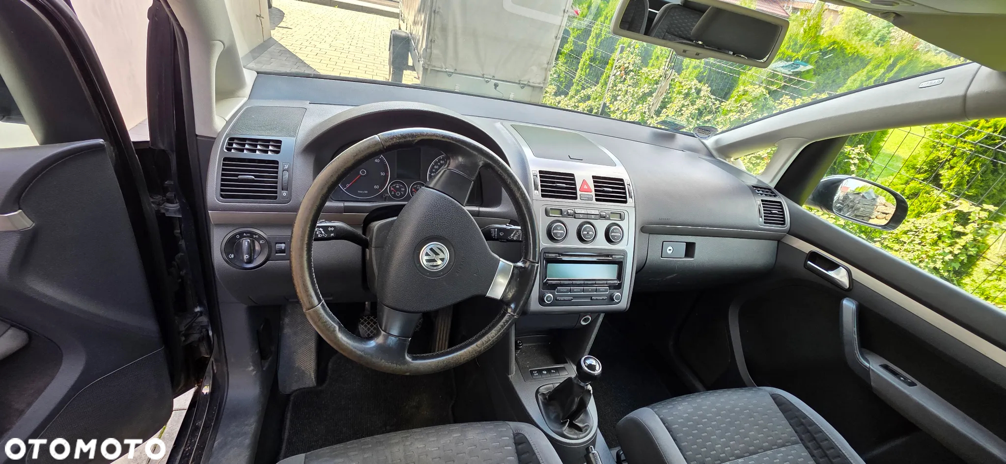 Volkswagen Touran - 6