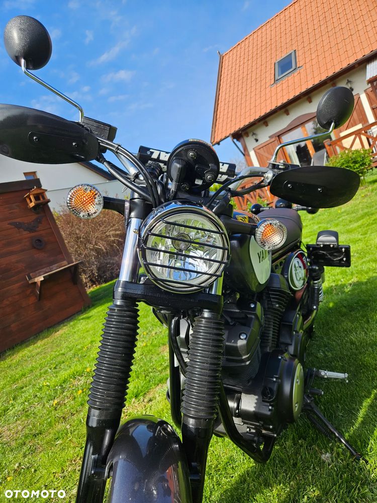 Yamaha SCR - 10