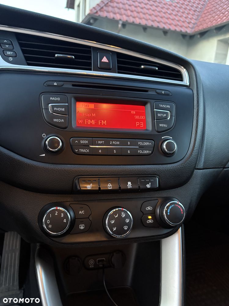 Kia Ceed Cee'd 1.4 CRDi M - 10