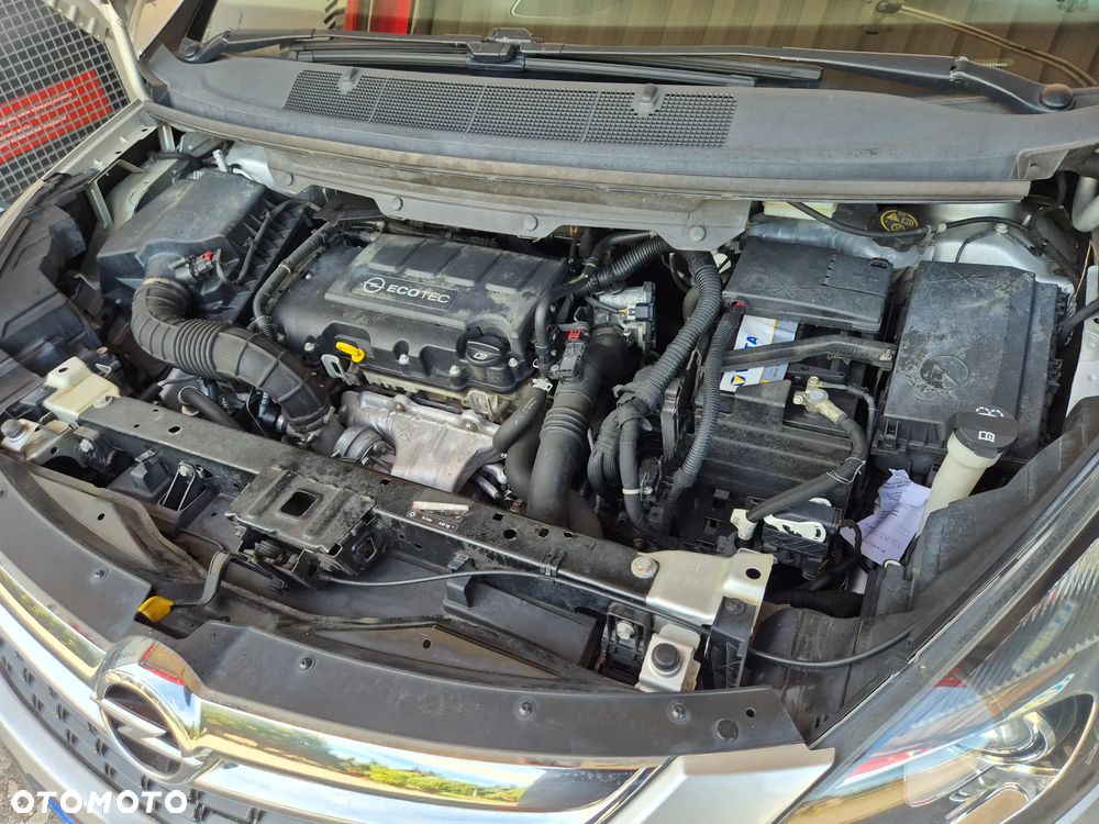 Opel Zafira Tourer 1.4 Turbo Business Innovation - 40