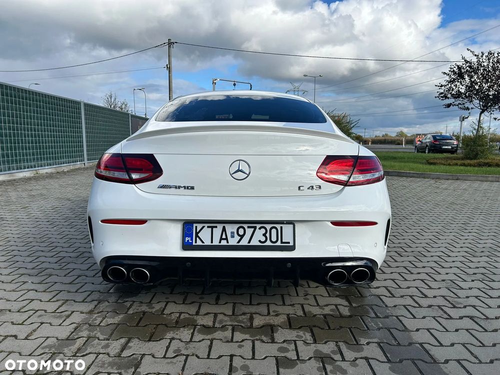 Mercedes-Benz Klasa C AMG 43 Coupe 4Matic 9G-TRONIC - 14