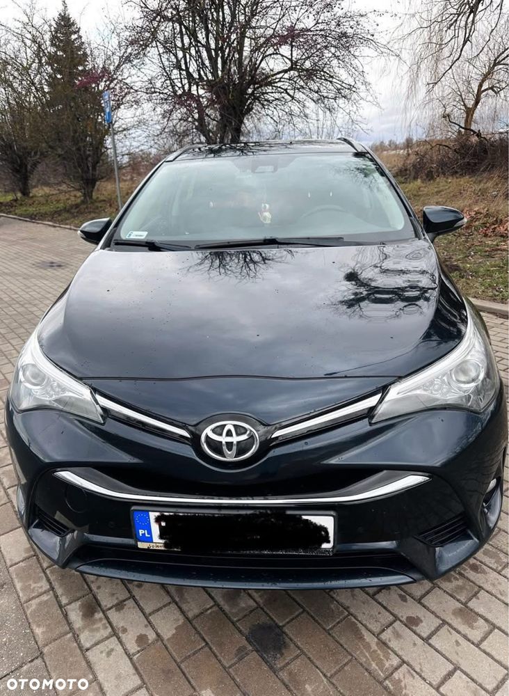 Toyota Avensis - 4