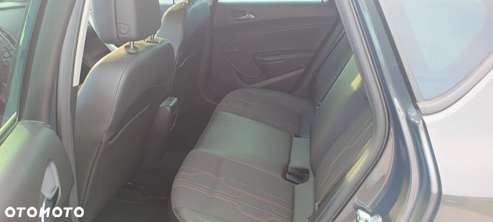 Opel Astra 1.4 Turbo 150 Jahre - 19