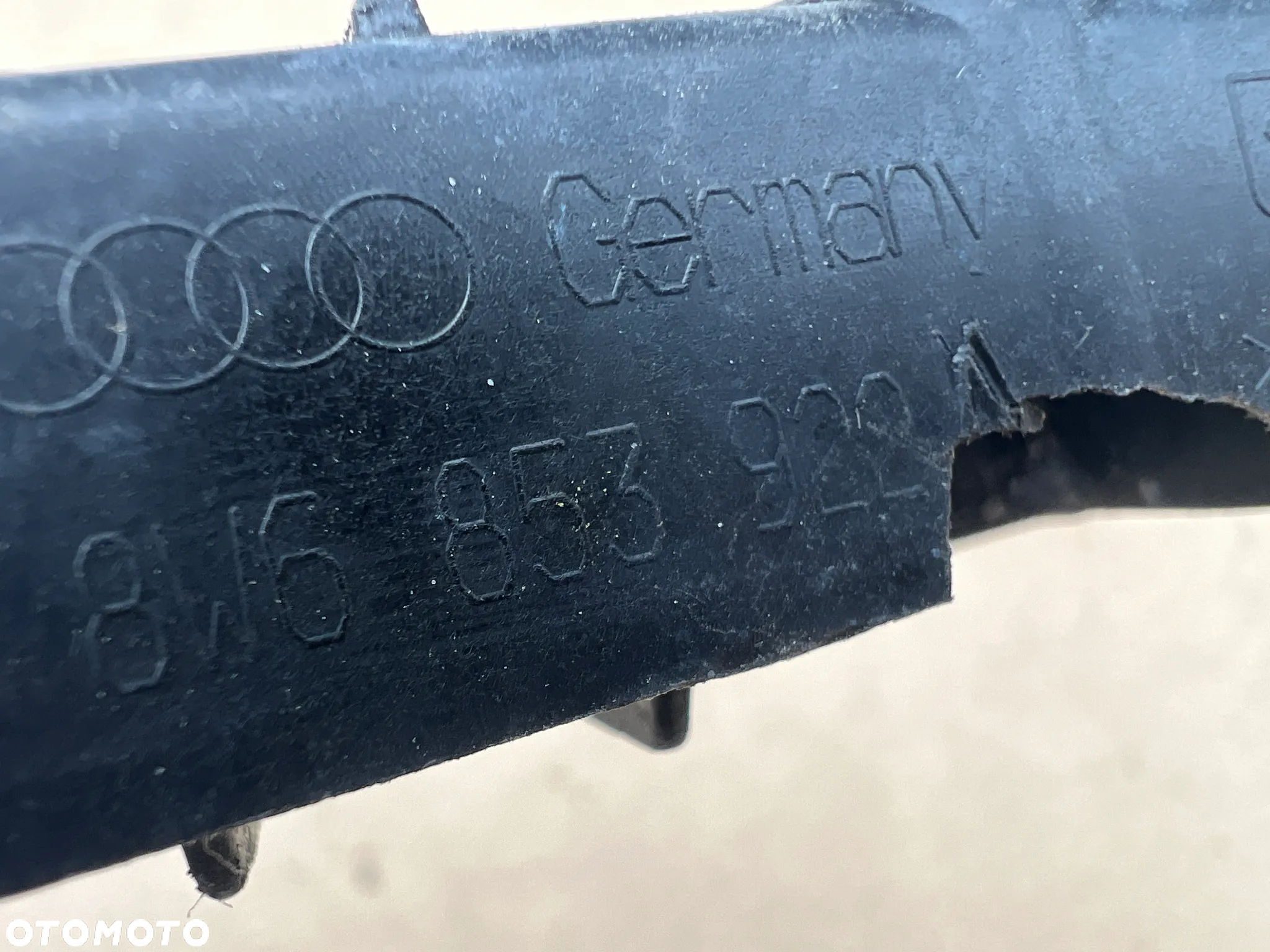 UCHWYT MOCOWANIE NADKOLA PRZY BŁOTNIKU AUDI A5 S5 8W6853922A - 3