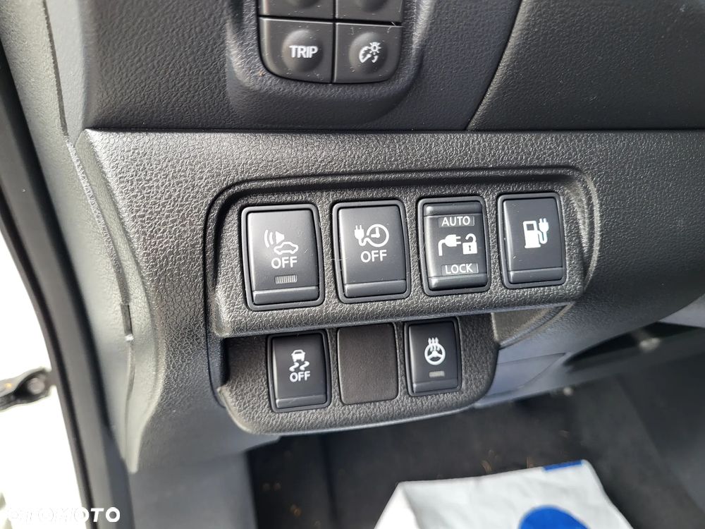 Nissan Leaf 24 kWh (mit Batterie) Visia + - 15