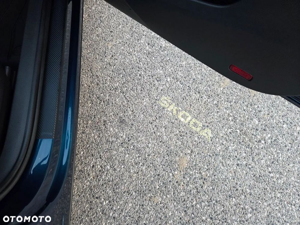 Skoda Karoq 1.5 TSI ACT DSG Style - 30