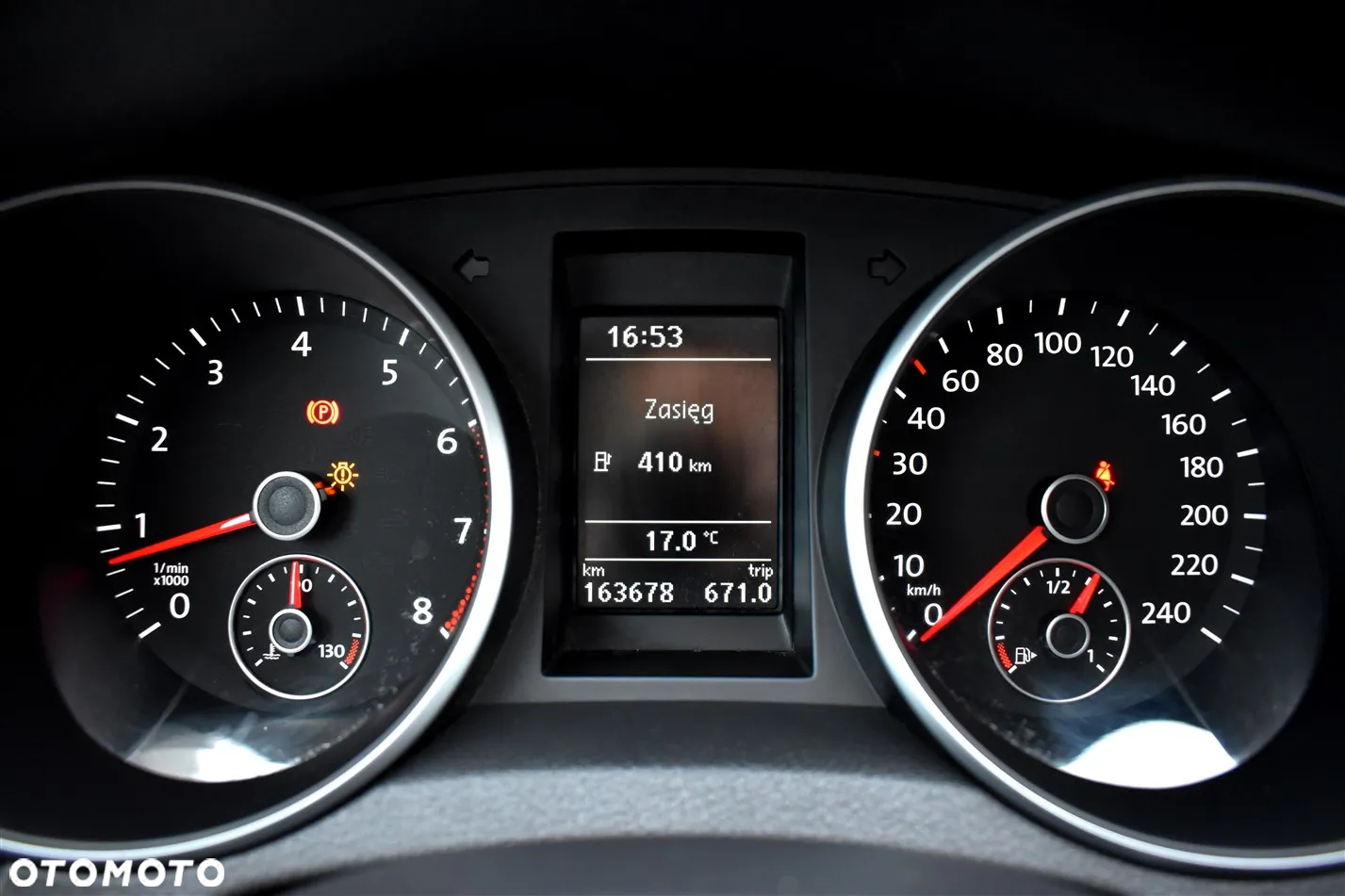 Volkswagen Golf 1.4 TSI Highline - 28