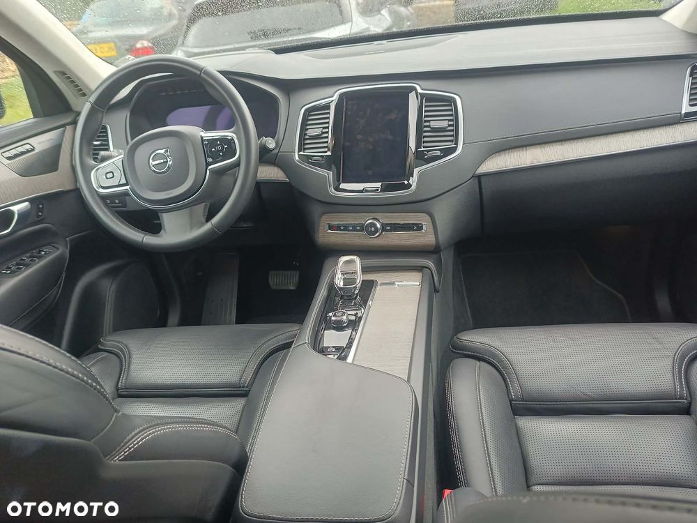Volvo XC 90 T8 AWD Recharge Ultimate Dark - 19