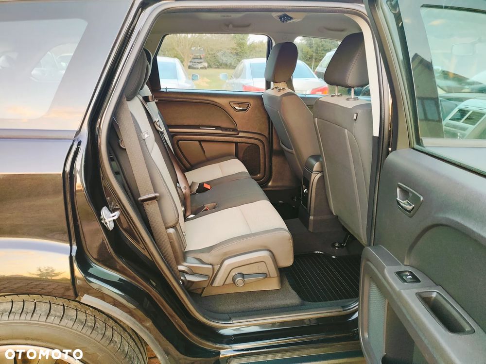 Dodge Journey 2.4 SXT - 20