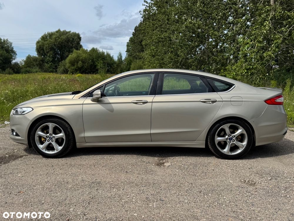 Ford Fusion - 7