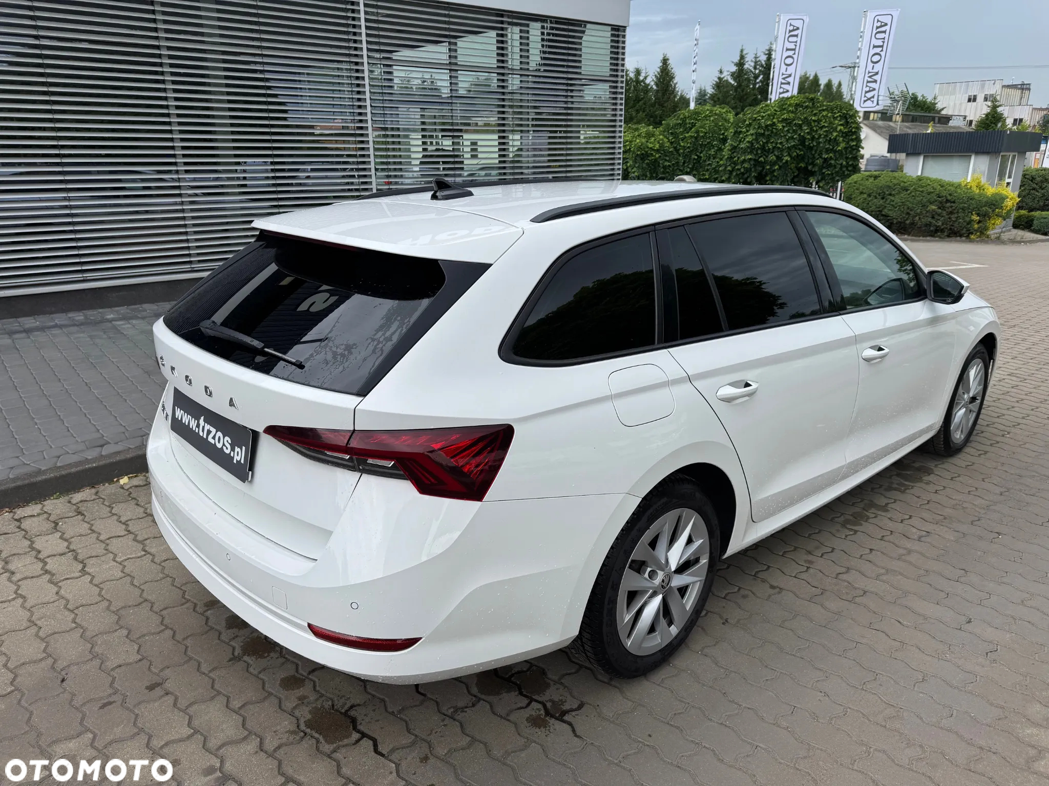 Skoda Octavia 2.0 TDI Ambition DSG - 5