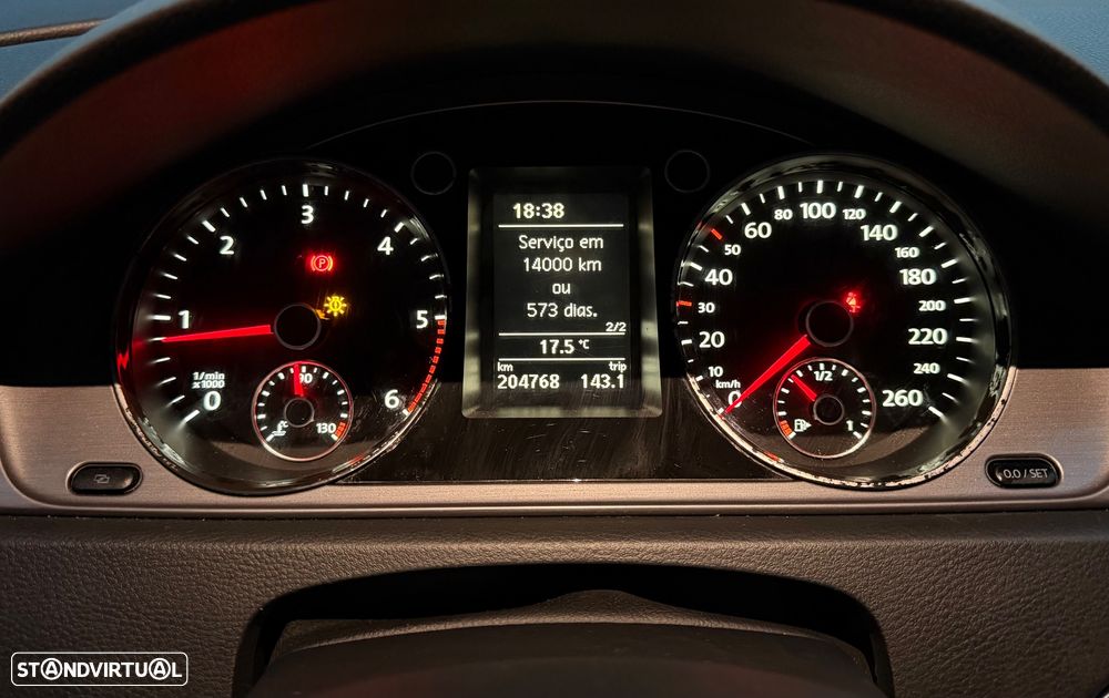 VW Passat Variant 2.0 TDI Highline - 19