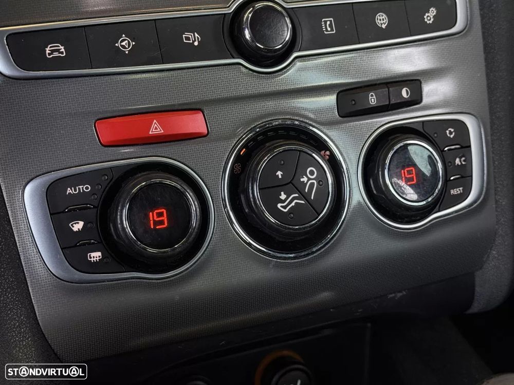 Citroën C4 BlueHDi 100 Selection - 24