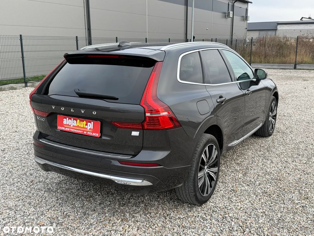 Volvo XC 60 T8 Plug-In Hybrid AWD Inscription - 4