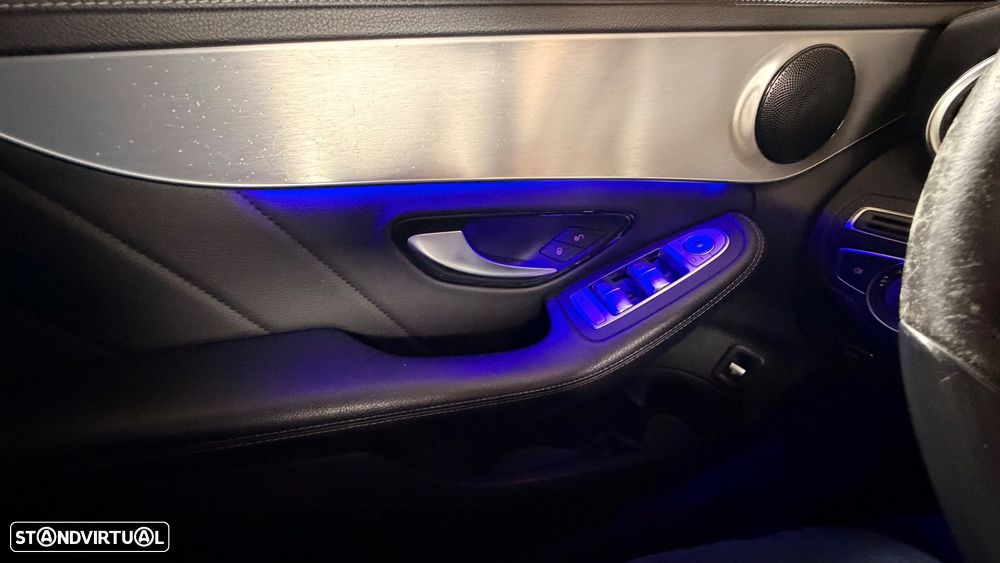 Mercedes-Benz C 300 de AMG Line - 54