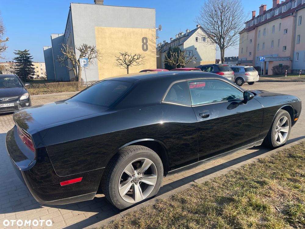 Dodge Challenger 3.5 SE - 3
