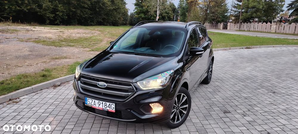 Ford Kuga 1.5 EcoBoost 2x4 ST-Line - 3