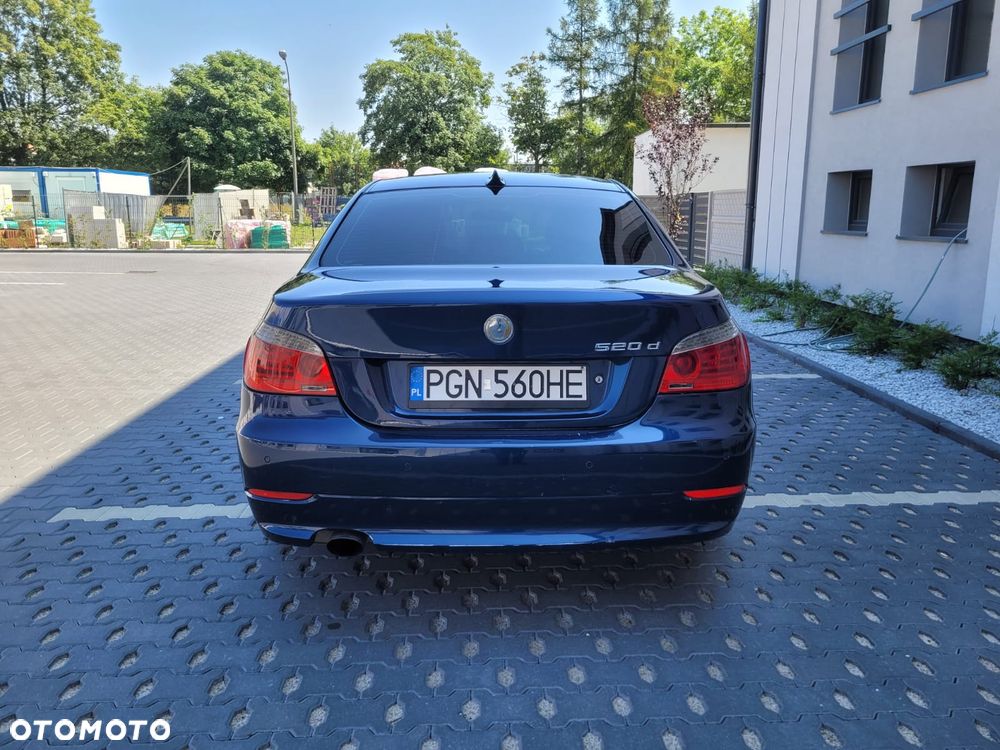 BMW Seria 5 520d - 6