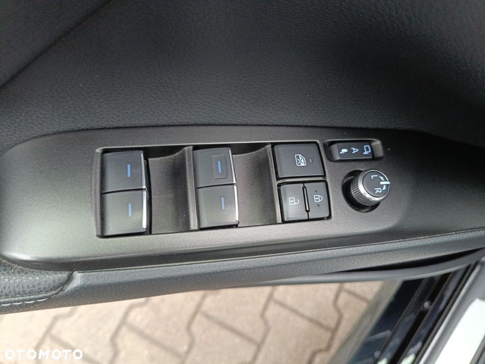 Toyota Camry 2.5 Hybrid Prestige CVT - 19