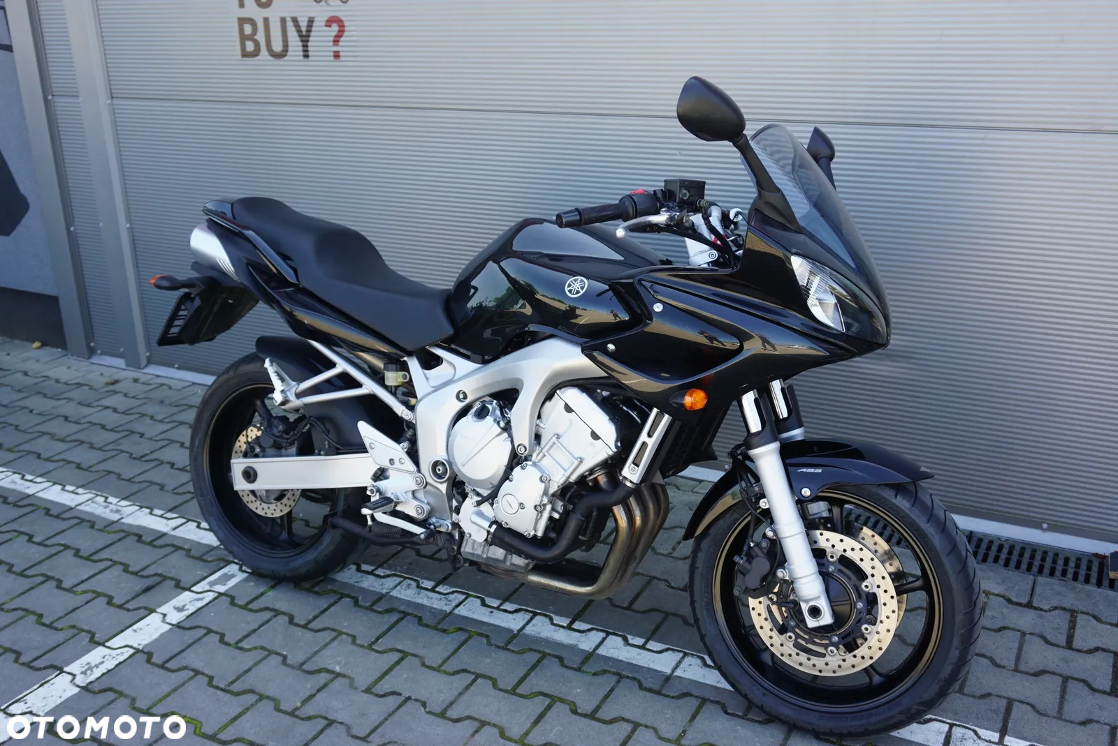 Yamaha FZ6 - 21