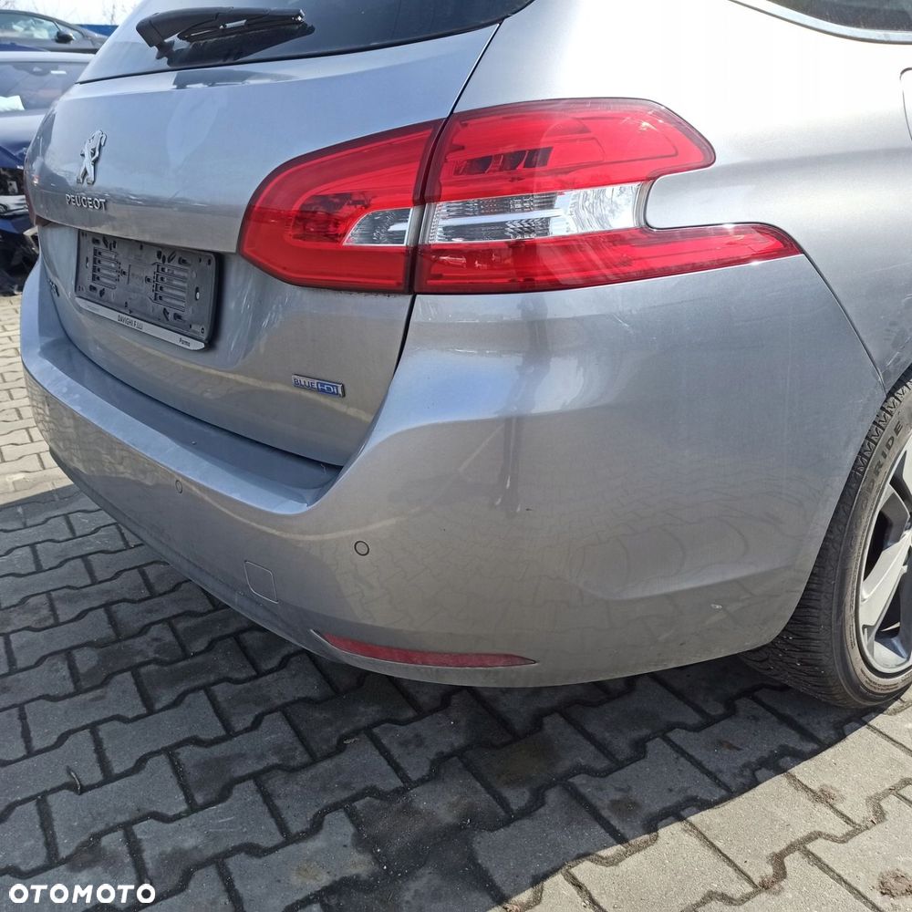 Peugeot 308 SW Lampa prawy tył na błotniku KCAC - 2