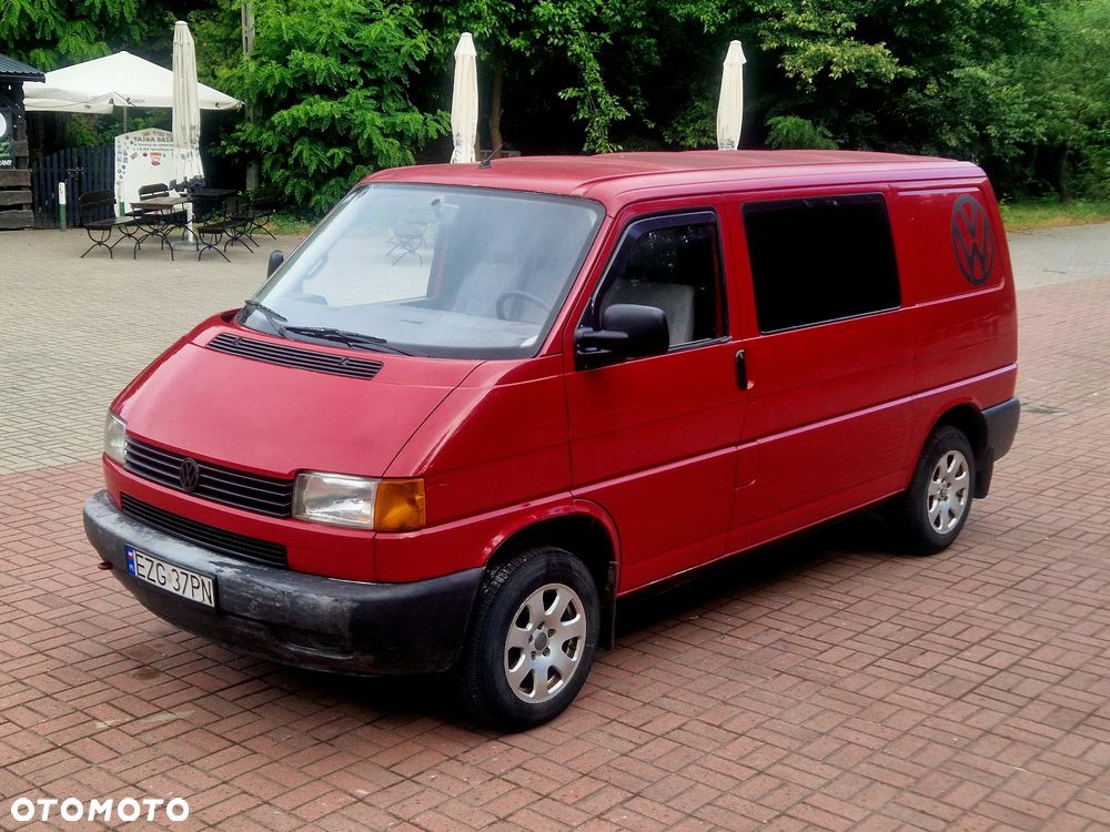 Volkswagen Transporter - 1