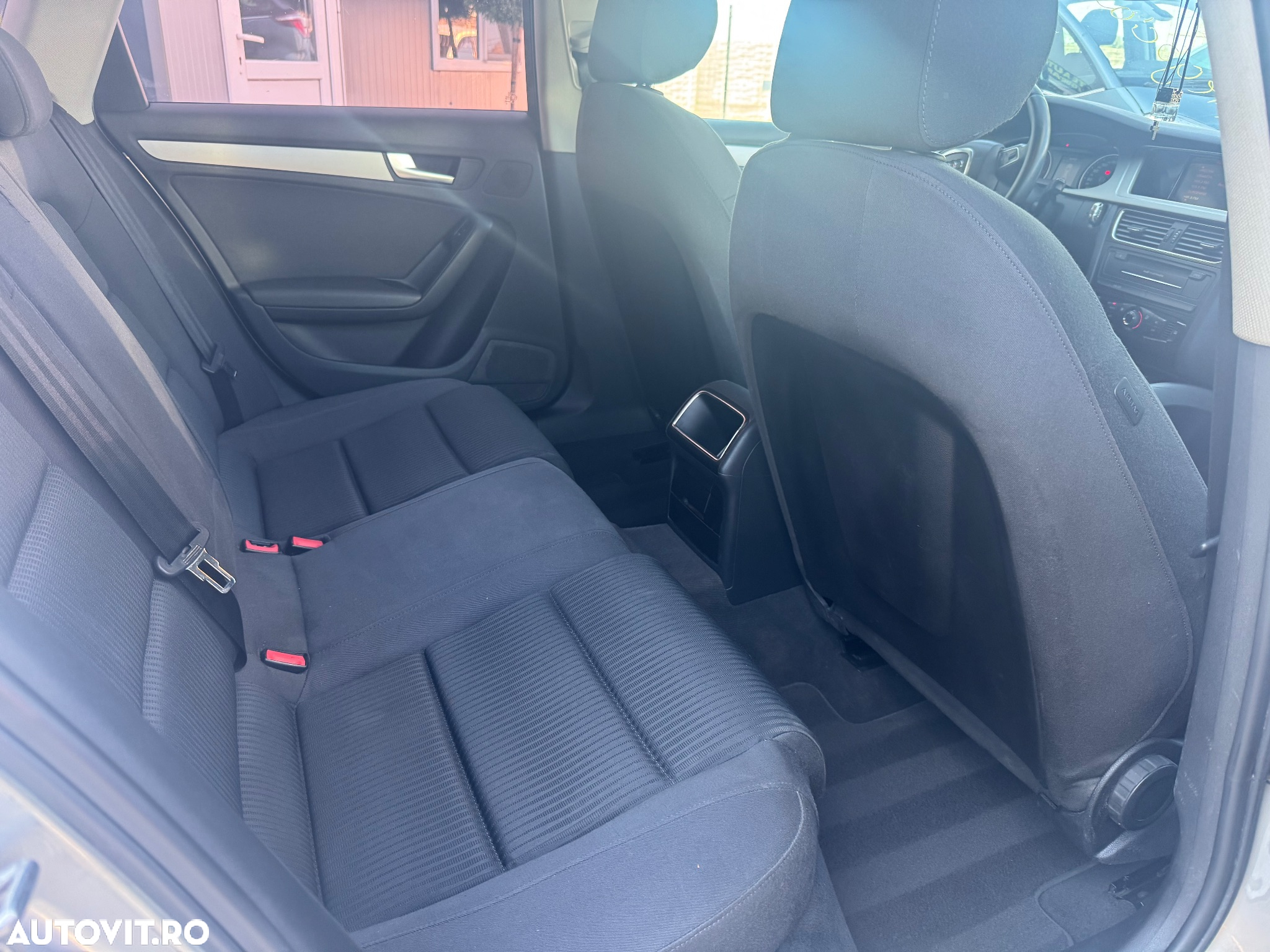 Audi A4 Avant 2.0 TDI 116g DPF Attraction - 4