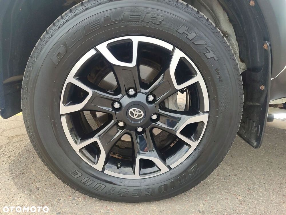 Toyota Hilux 2.4 D-4D Double Cab Dakar 4x4 - 24