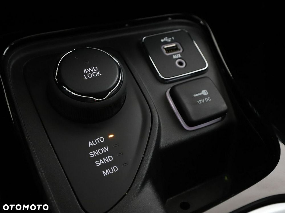 Jeep Compass 2.0 MJD Limited 4WD S&S - 30