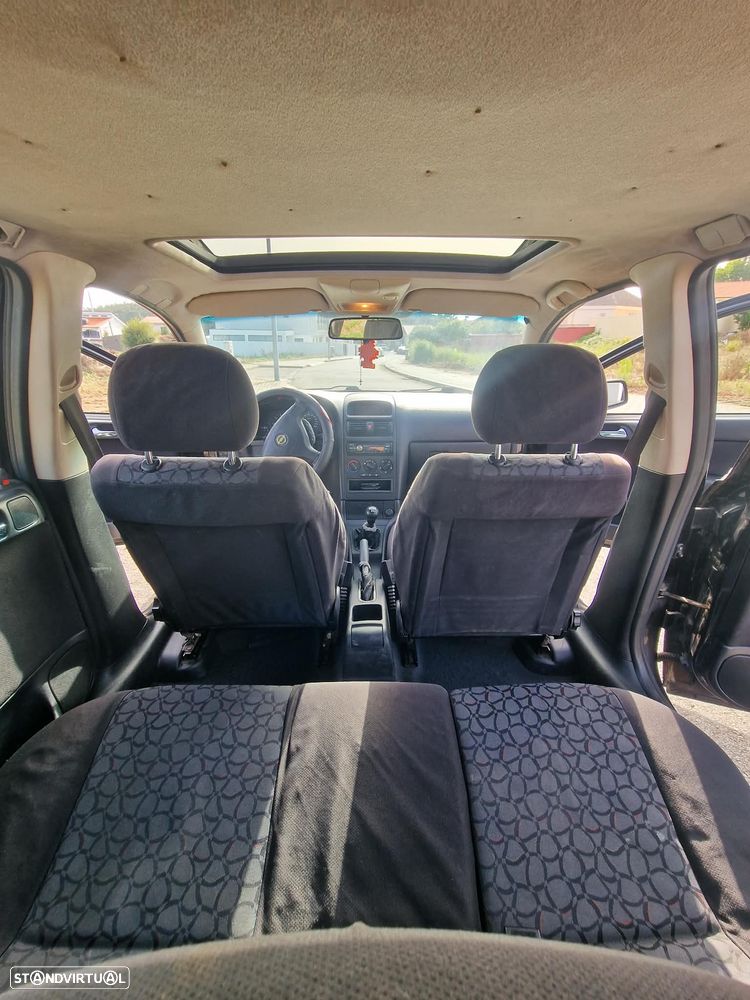 Opel Astra Caravan 1.4i 16V - 6