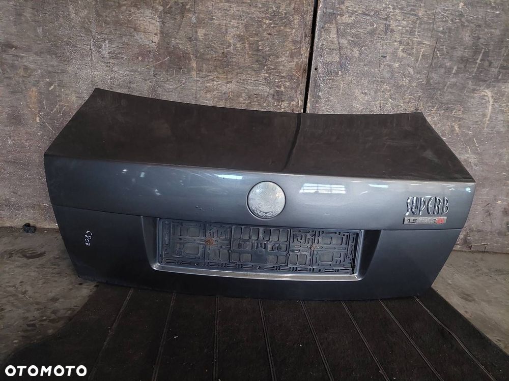 KOMPLETNY TYŁ KLAPA ZDERZAK LAMPA LAMPY SKODA SUPERB I 9152 - 10