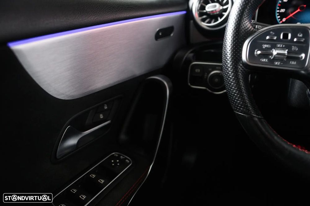 Mercedes-Benz A 180 d AMG Line Aut. - 43