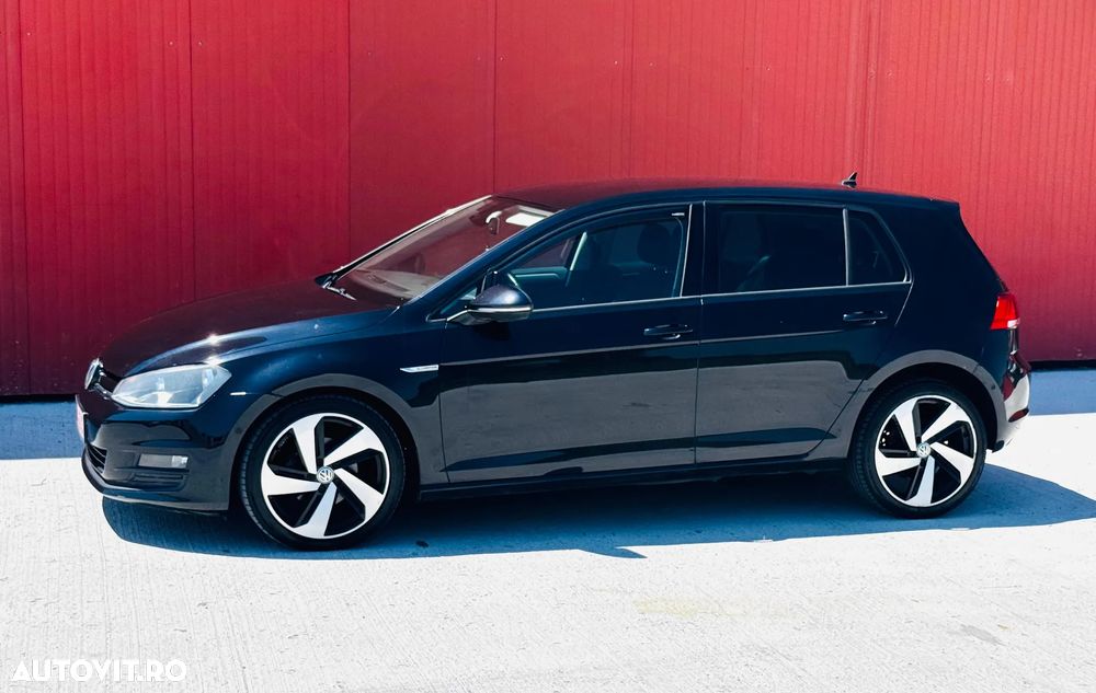 Volkswagen Golf 1.6 TDI BMT Highline - 9