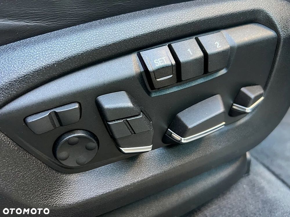 BMW X6M - 29