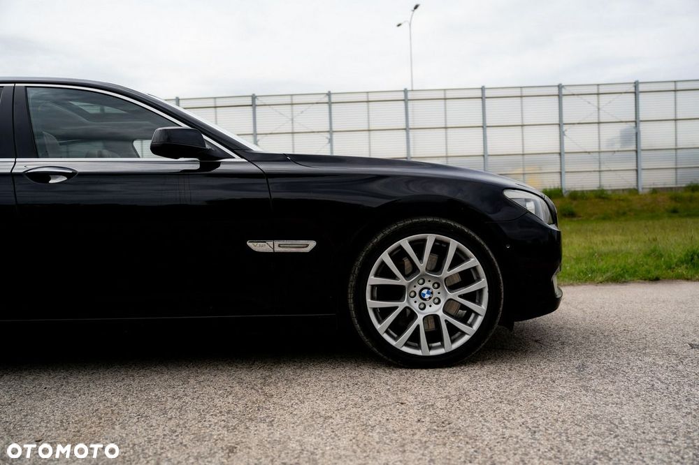 BMW Seria 7 - 13